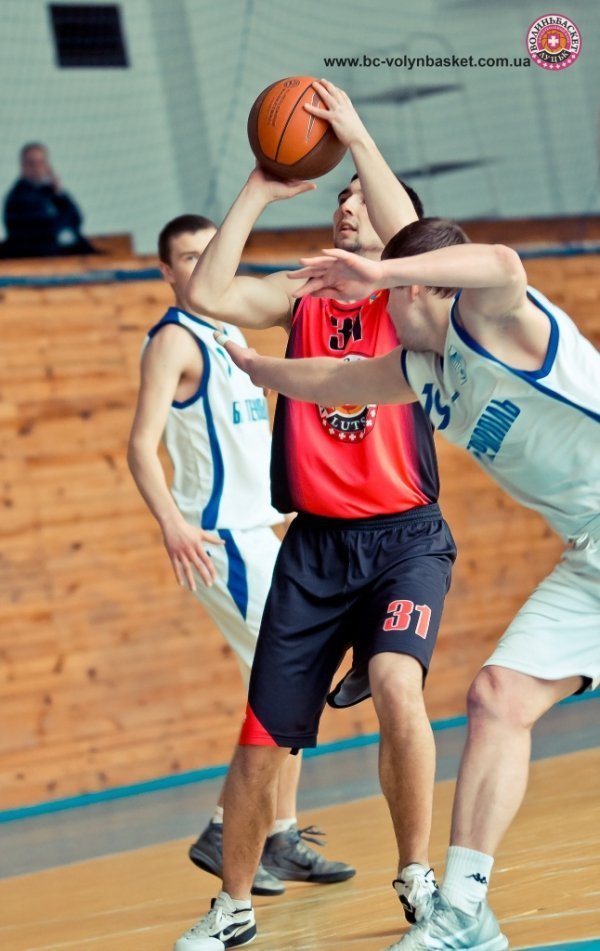 Як волиняни «познущалися» над тернополянами. ФОТО