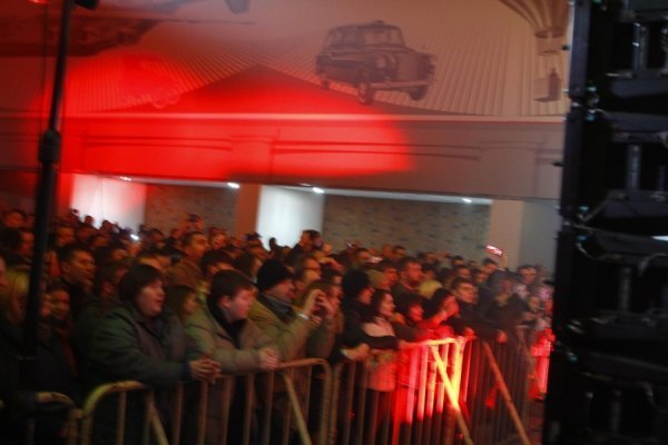 Танці та сльози щастя: «Ляпіс-98» зіграв «живий рок» для лучан