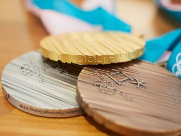 Показали медалі зимової Олімпіади-2018