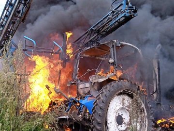 На Рівненщині в прикордонній смузі на міні підірвався трактор