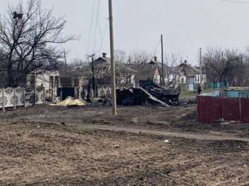 На Херсонщині окупанти обстріляли підлітків, які йшли в магазин по хліб