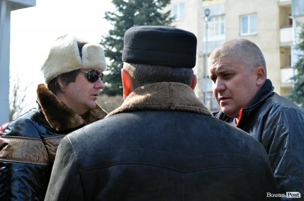 У Луцьку пікетували головного лісника Волині. ФОТО