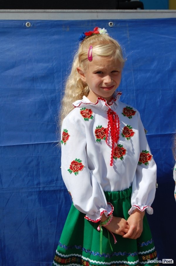 Акція «Українська вишиванка» у Луцьку. ФОТО
