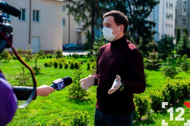 Фонд «Патріоти Волині» передав волинським медикам кисневі концентратори. ФОТО