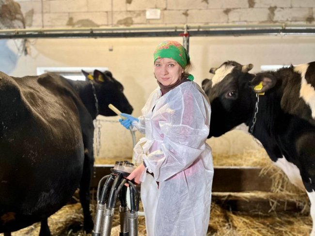 За рік - 90 тисяч літрів молока: як працює сімейна ферма на Волині