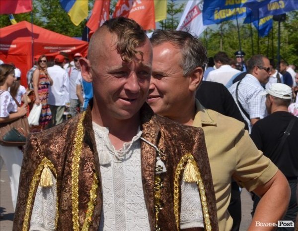 Політика, молитва і шашлик: під Берестечком вшановували річницю битви. ФОТО