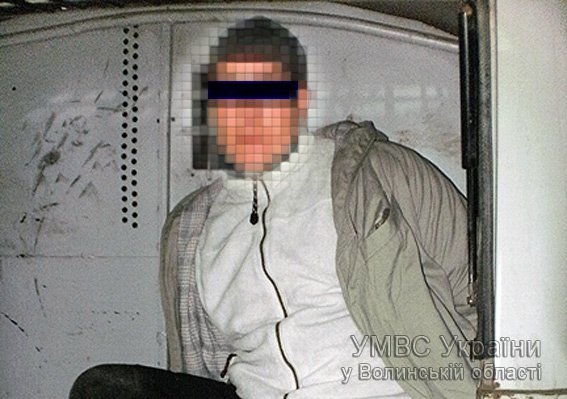 Пограбування на Волині: розбійники кинулися на чоловіка з пістолетом. ФОТО