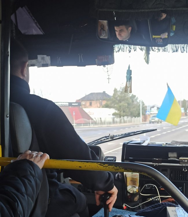 «Є такі водії, які з вдячністю та шаною відносяться до сімей загиблих Героїв», – волинянка поділилася щемливою історією