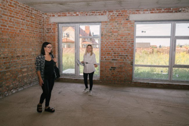 У ЖК «Струмочок» під Луцьком продають збудований котедж*