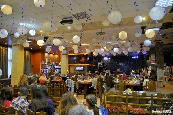 Майстерки, фотозони, аукціон: у Луцьку влаштували свято для особливих дітей