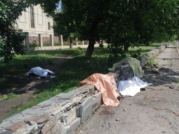 Обстріл Торецька на Донеччині: російські окупанти влучили у зупинку громадського транспорту