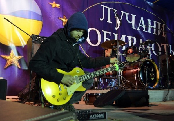 Вечірній Євромайдан у Луцьку. ФОТО. ВІДЕО