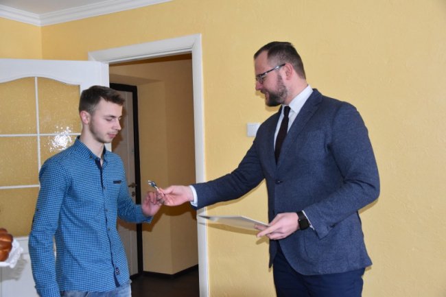 У Луцьку квартирну чергу зрушили з мертвої точки*