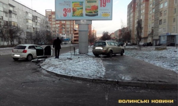 У Луцьку в аварії авто «загубило» бампер