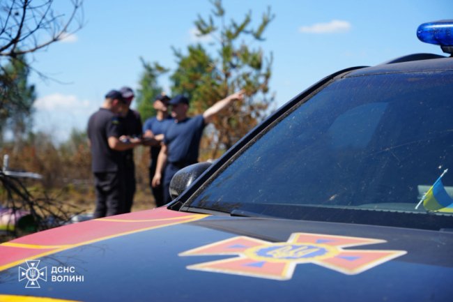 На Волині понад тиждень гасять пожежу на торфовищі. ФОТО