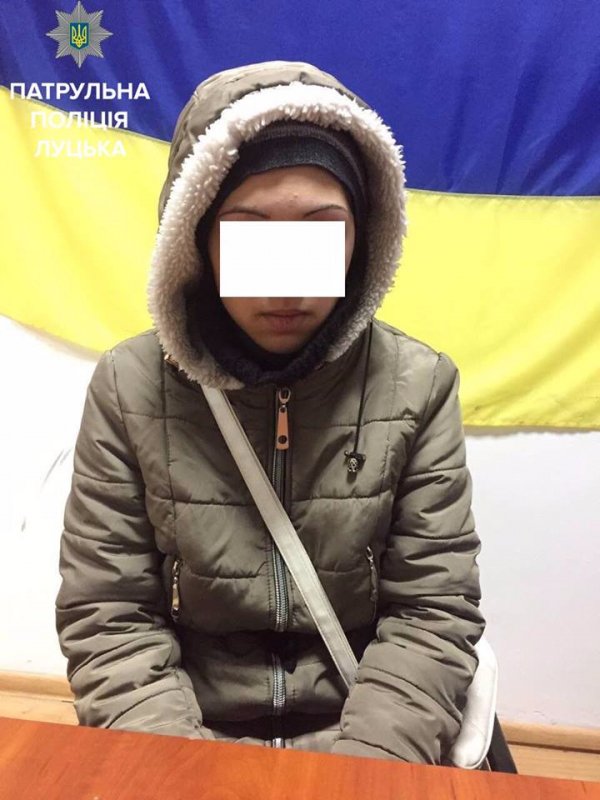 У Луцьку затримали двох шахрайок