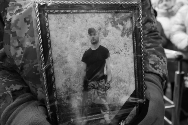 У Луцьку поховали трьох захисників, які загинули, захищаючи Україну