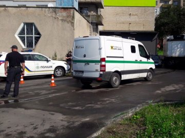 Хлопчик, який на Волині потрапив під колеса інкасаторської машини – у важкому стані