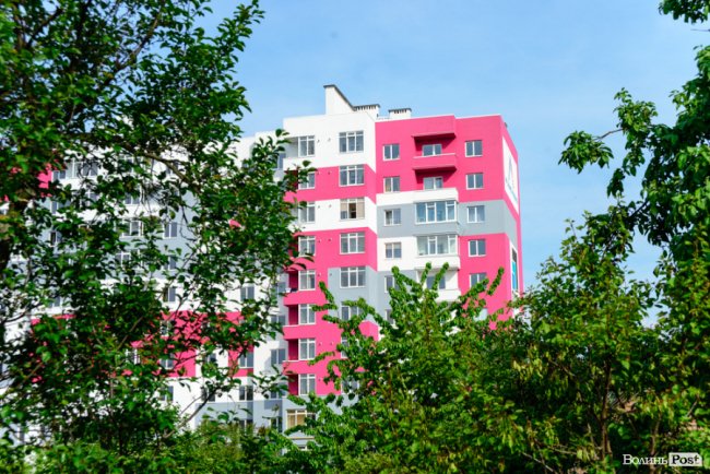 Як у Луцьку будують оселі мрії у яскравому ЖК «Caramel Residence». ФОТО*