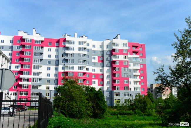 Як у Луцьку будують оселі мрії у яскравому ЖК «Caramel Residence». ФОТО*