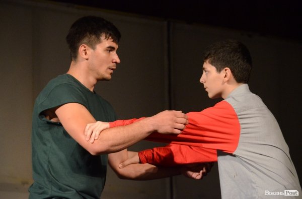 Історії дітей-біженців мовою танцю. ФОТО