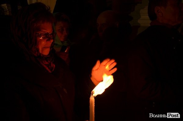 Великодня ніч у центрі Луцька. ФОТО