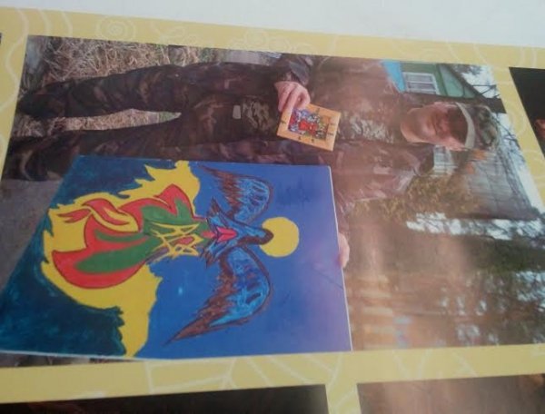 У Луцьку - аукціон картин, написаних бійцями. ФОТО