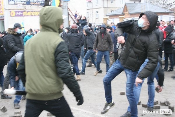 Штурм волинської міліції. ФОТО