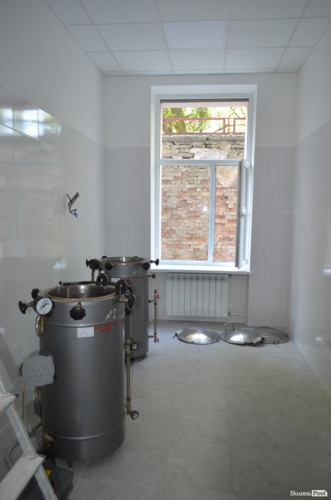 Чисто, світло, комфортно: якою буде інфекційна лікарня після ремонту. ФОТО