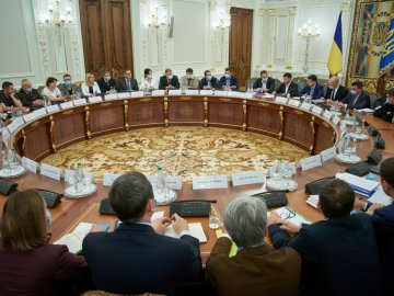 Зеленський хоче скоротити Кабмін для економії