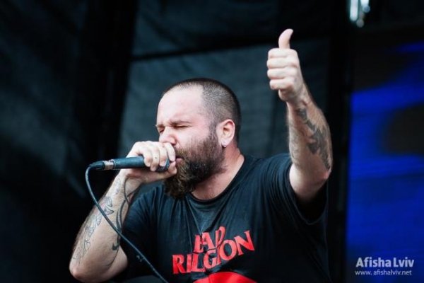 «Мы не хотим воевать. Особенно с вами, друзья», – росіяни на фестивалі «Захід». ФОТО