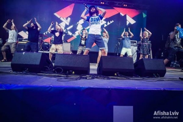 «Мы не хотим воевать. Особенно с вами, друзья», – росіяни на фестивалі «Захід». ФОТО