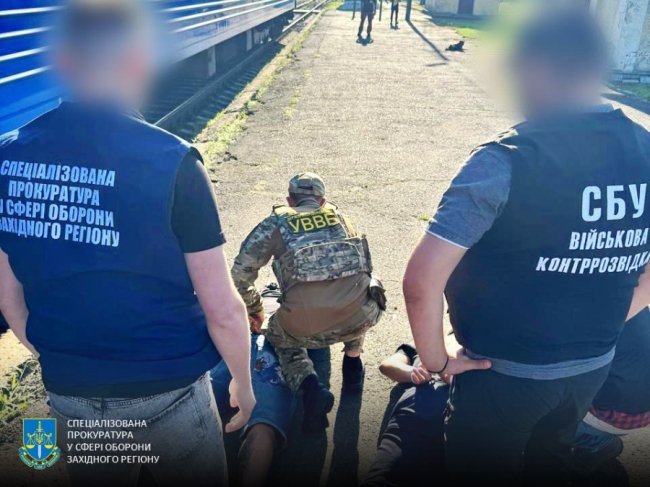 На Волині провідник за 7 тисяч доларів намагався провезти до Польщі військовозобов'язаного чоловіка