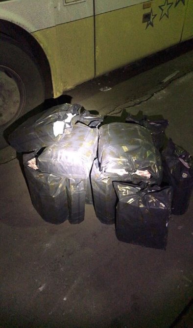 Через волинську митницю з Білорусі намагалися провезти 3700 пачок контрабандних цигарок