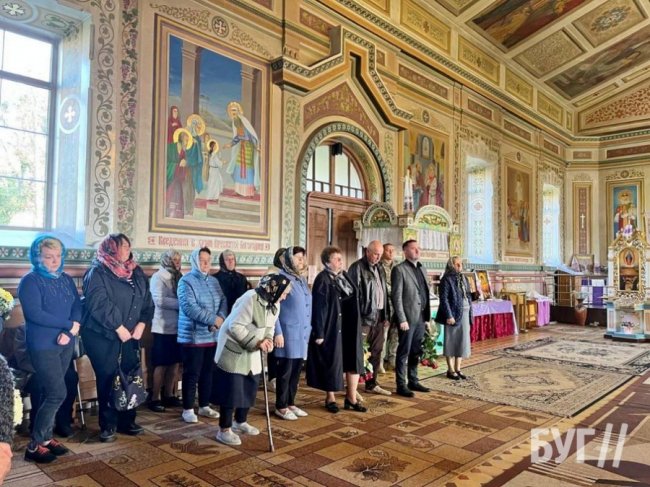 Осиротіли дві доньки: на Волині попрощалися із Героєм Олександром Свисем