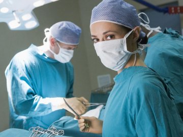 В Україні знову проводитимуть планові операції, заборонені під час карантину