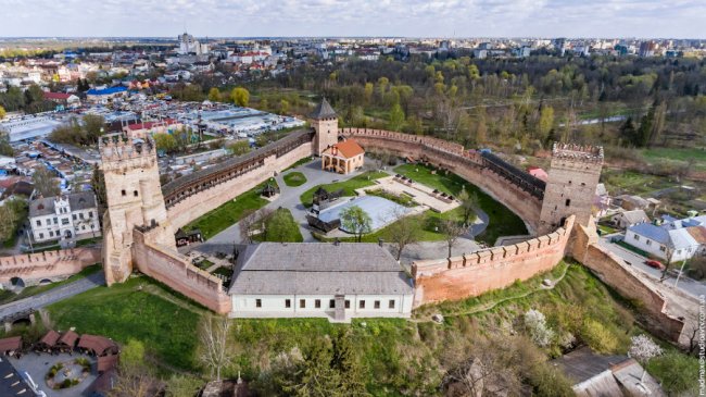Оприлюднили фото замку Любарта з висоти