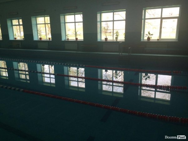 Басейн КДЮСШ №1