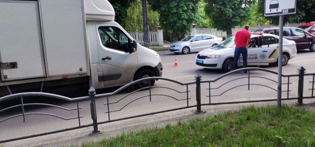 У Луцьку на Перемоги  – аварія. ФОТО