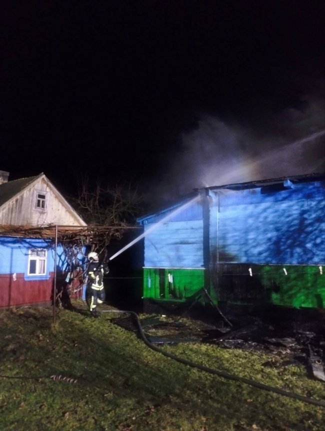 На Волині під час пожежі травмувався чоловік. ФОТО