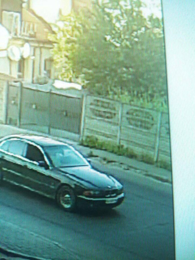 У шукають водія авто, яке збило дівчину: постраждала – у комі. ФОТО