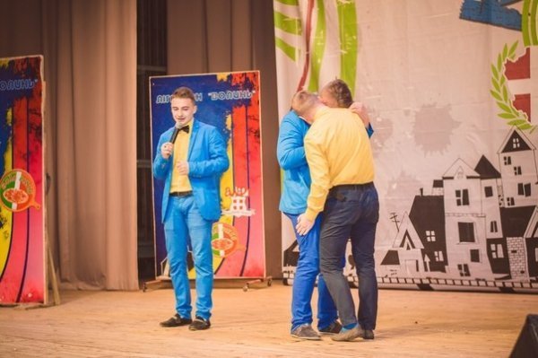 «Отдихаєм вмєстє» - переможці нового сезону КВН у Луцьку. ФОТО