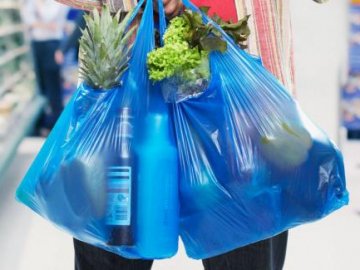 У Луцьку планують відмовитись від поліетиленових пакетів в магазинах