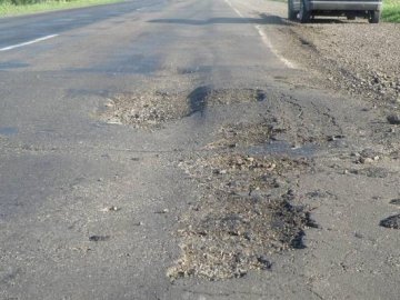 Трасу Львів-Луцьк знову перекривали