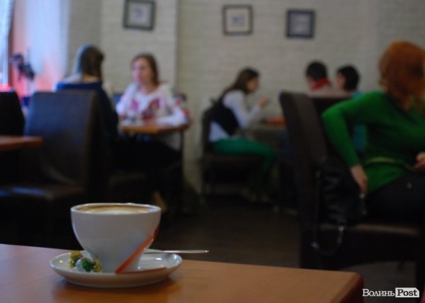 Відома блогерка показала лучанам мотиви міст України. ФОТО