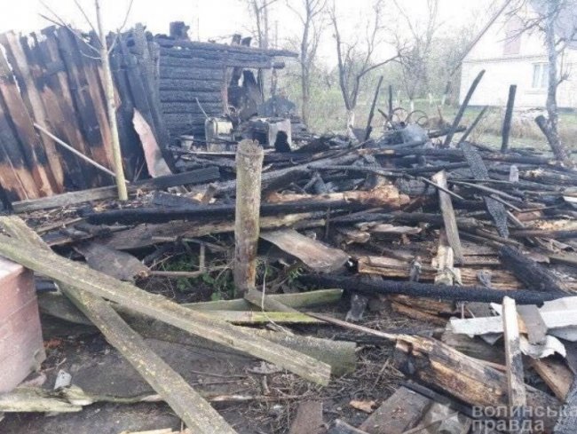 Пожежу на Волині гасили всім селом