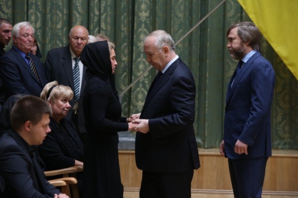 Прощання з Іваном Плющем. ФОТО