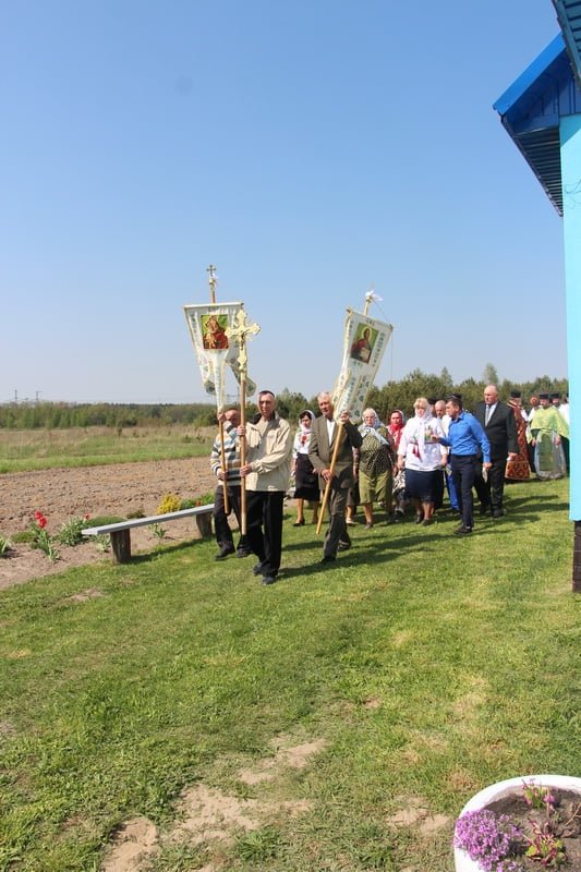У селі на Волині вперше освятили храм. ФОТО
