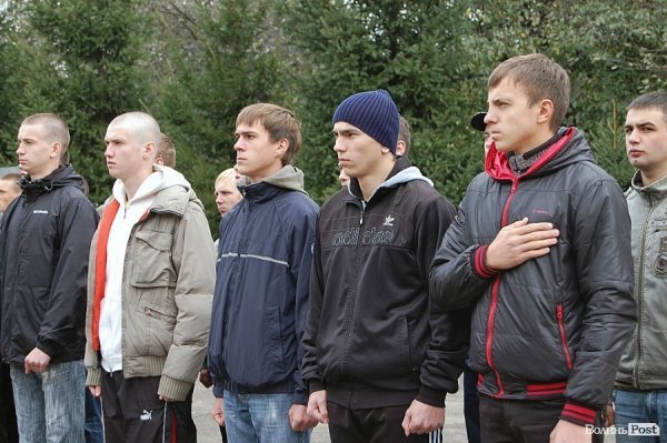 Як волинських юнаків проводжали в армію. ФОТО