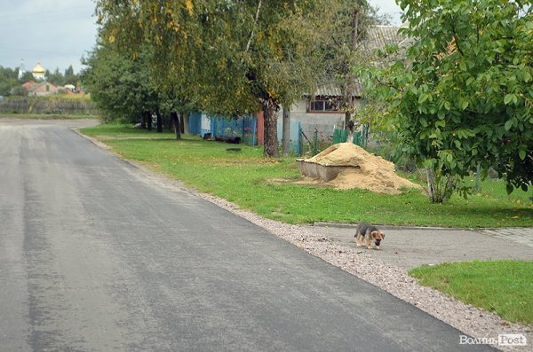 У Рожищі в дороги вклали мільйон гривень. ФОТО